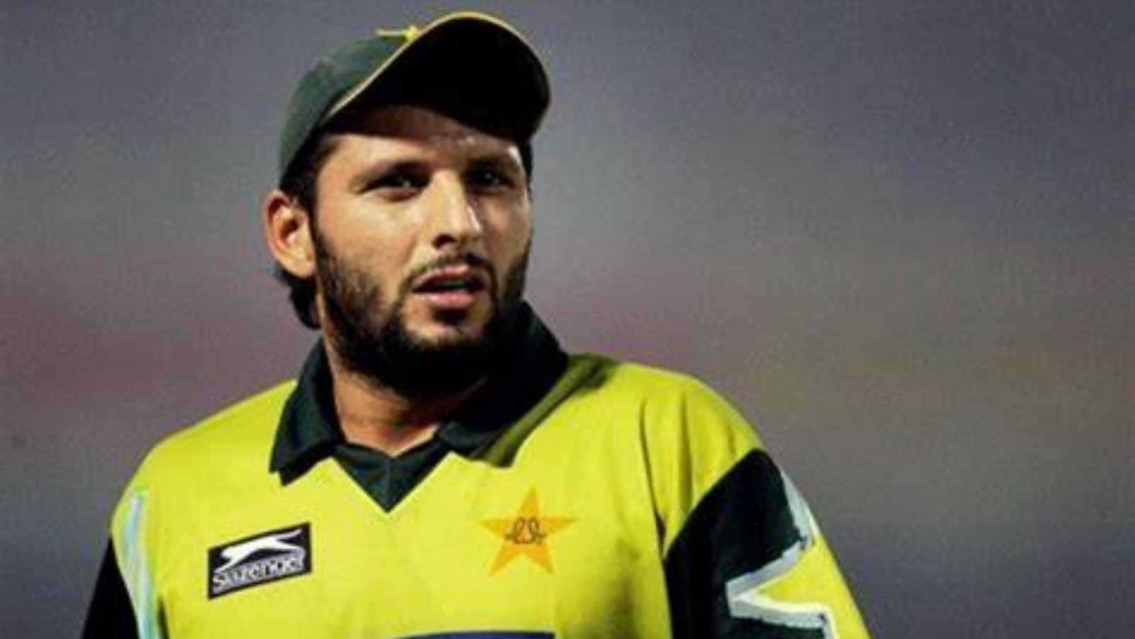 Shahid Afridi Discusses the Difficulties He Overcame in Order to Play for Pakistan